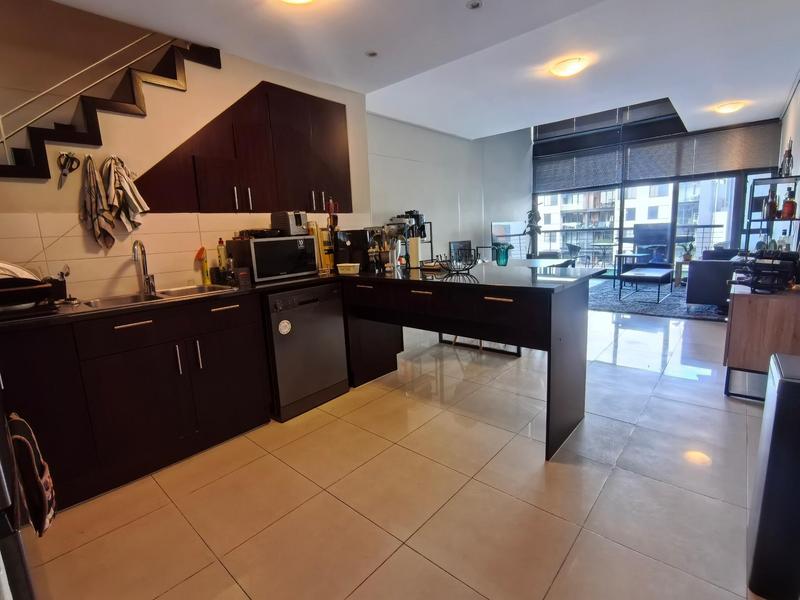 To Let 2 Bedroom Property for Rent in Green Point Upper Western Cape